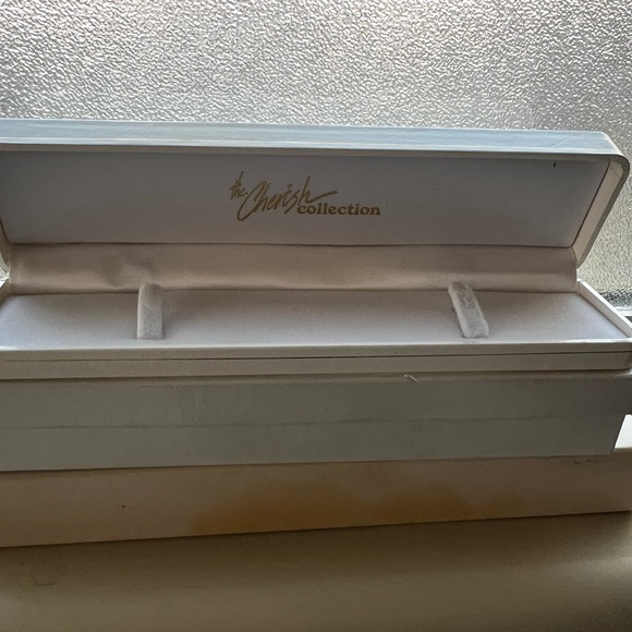 Vintage The Cherish Collection Women’s Bracelet, Necklace or Watch Box **RARE** - Picture 2 of 4